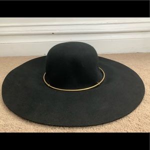 Black brimmed hat